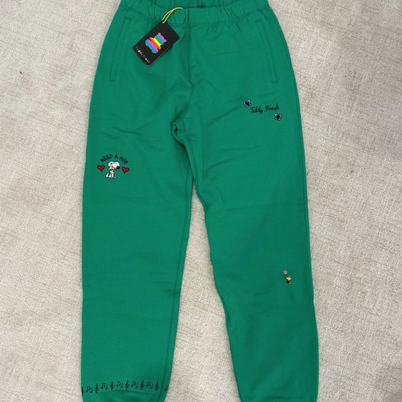 Teddy Fresh x Peanuts Joggers - Picture 1 of 5